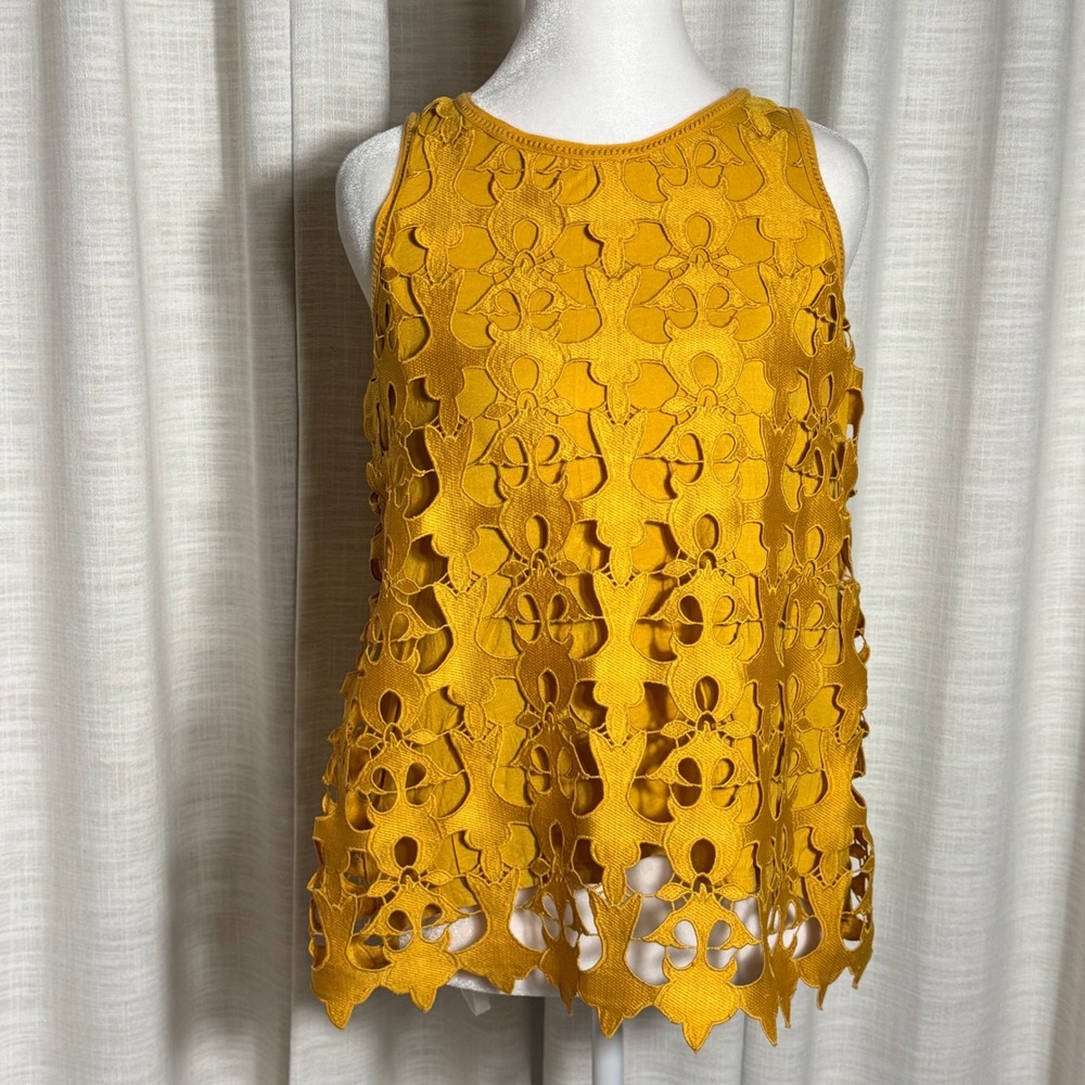 LOFT Sleeveless Lace Overlay Shell Top S Mustard Yellow Scalloped Boho Tank‎